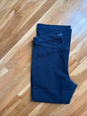 Woman’s Old Navy Dark Blue Stretch Pants